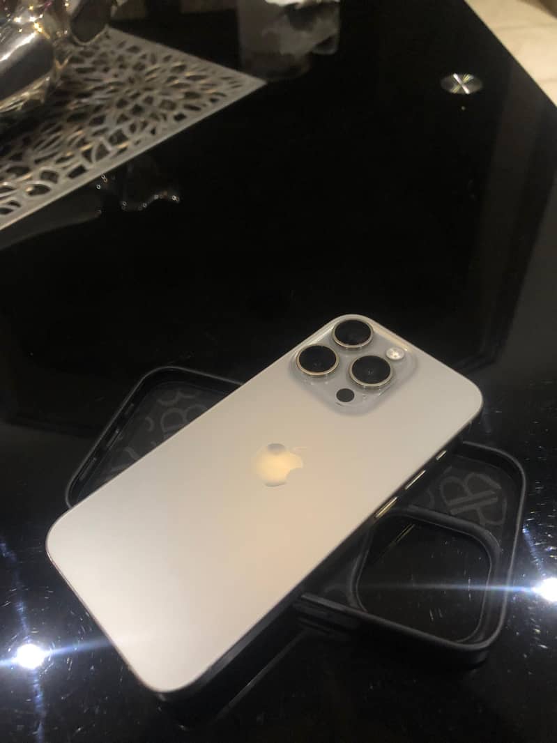 Iphone 15 pro jv natural titanium 128gb 0