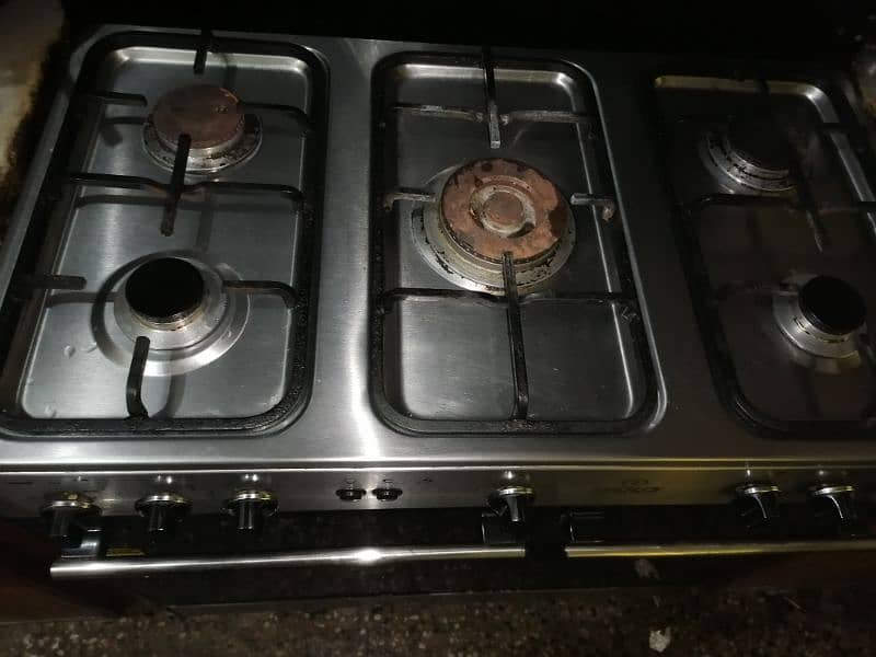 5 Burner  Cooking range  for sale 2