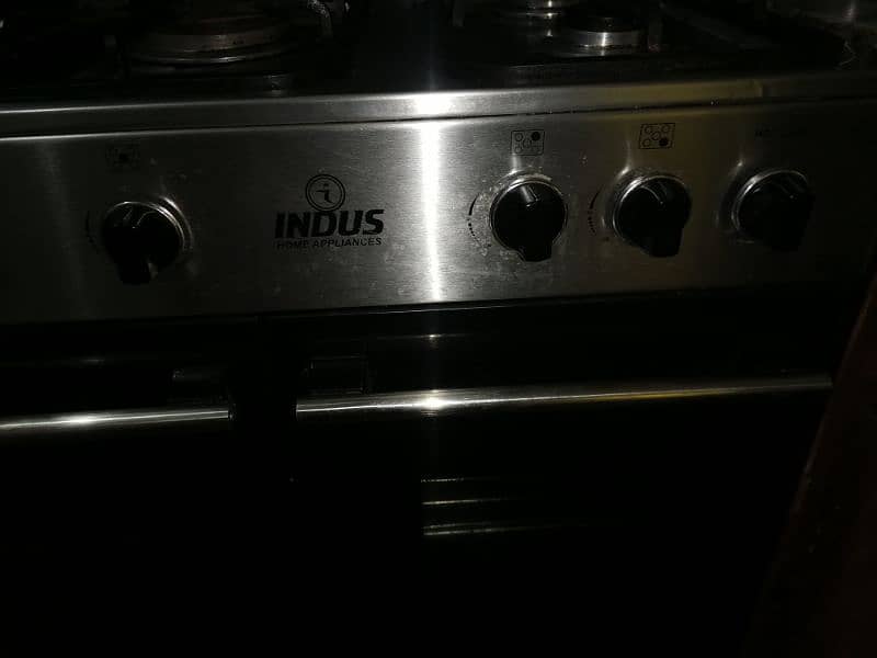 5 Burner  Cooking range  for sale 4