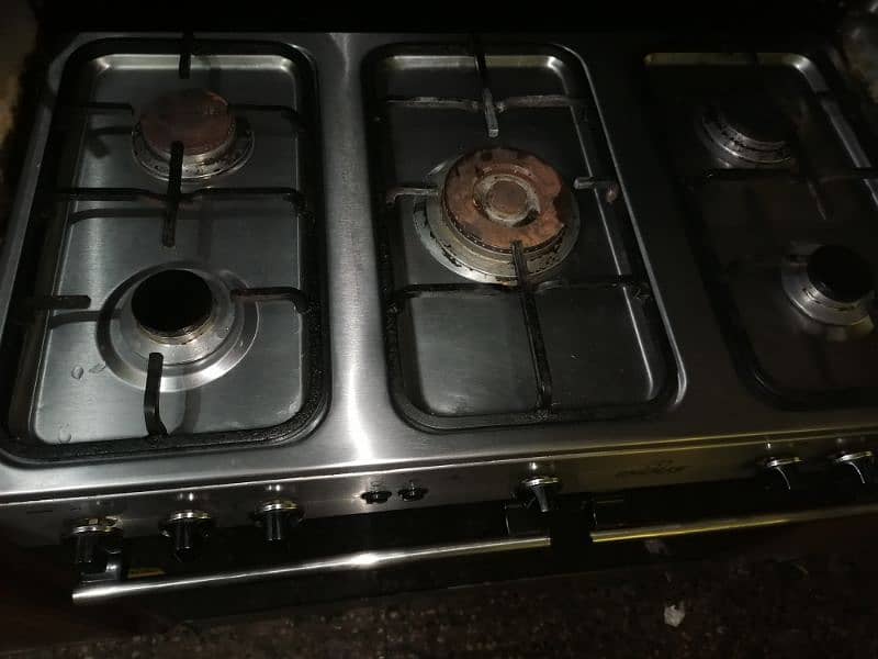 5 Burner  Cooking range  for sale 7