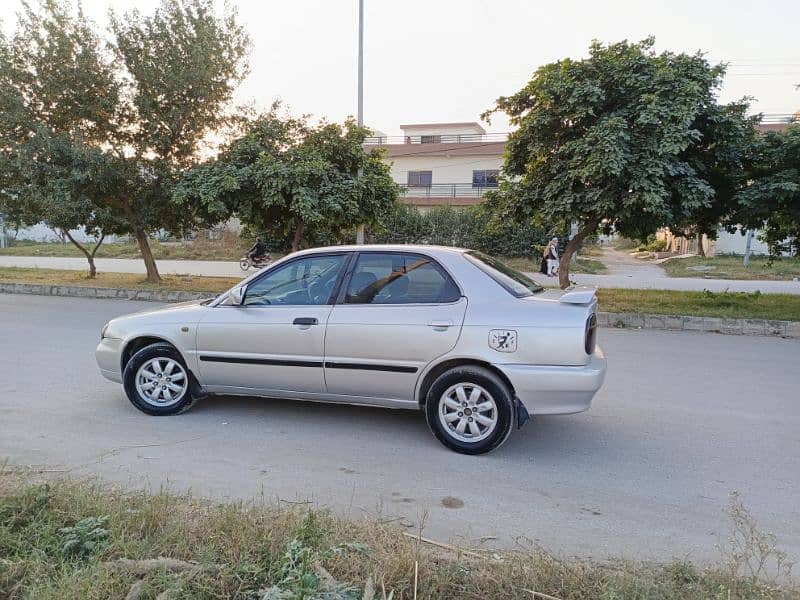 Suzuki Baleno 2004 7