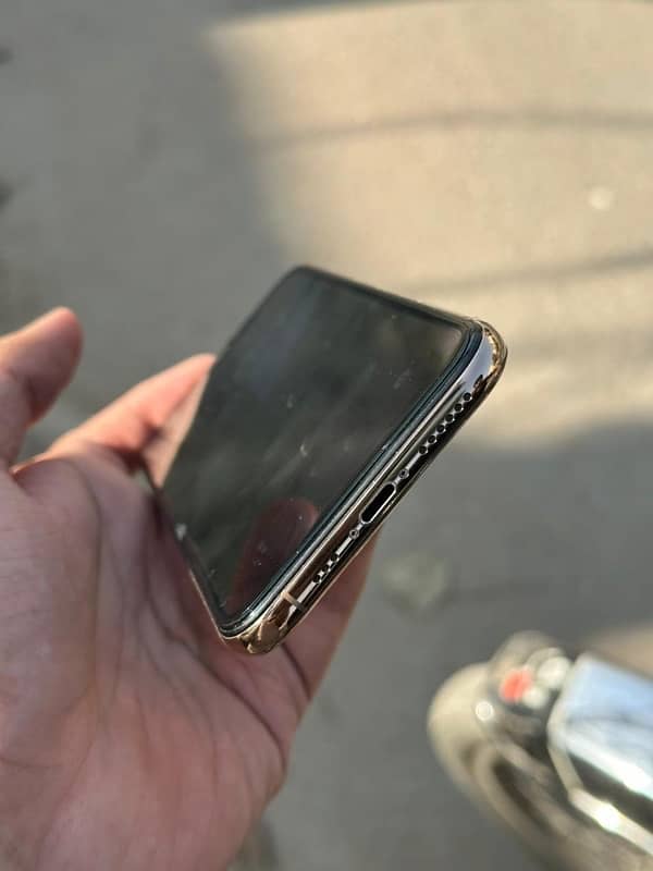 iPhone xs 64gb non pta 3