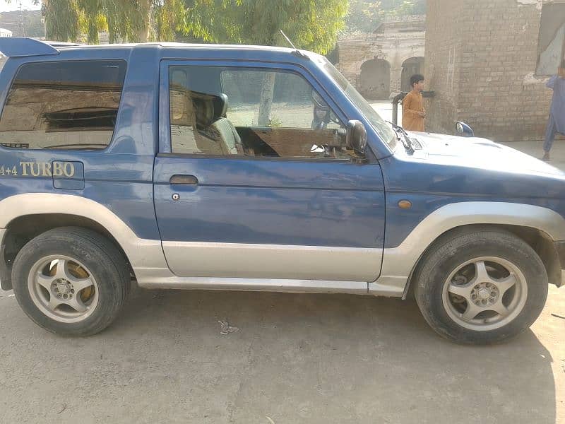 Mitsubishi Pajero Mini 1999 3