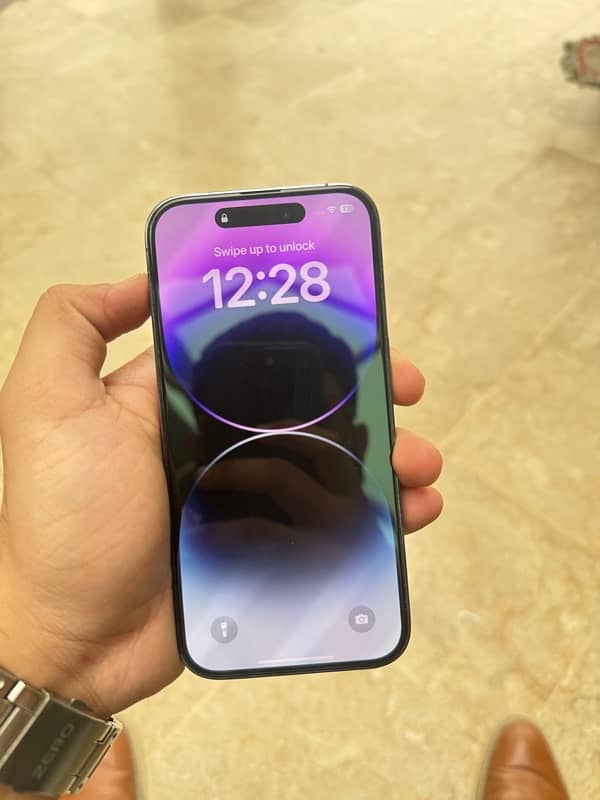 Iphone 14 Pro deep purple 2