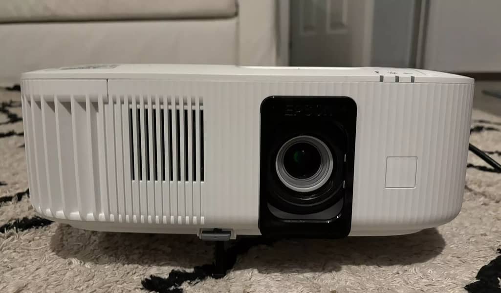 Android 12 - 4K EPSON HOME CINEMA Gaming 2350 Ultra Bright projector 0