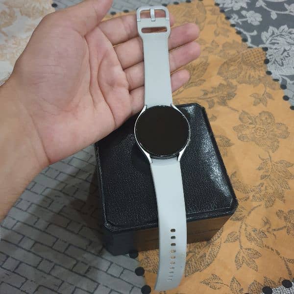 samsung watch 5 44mm silver color 5