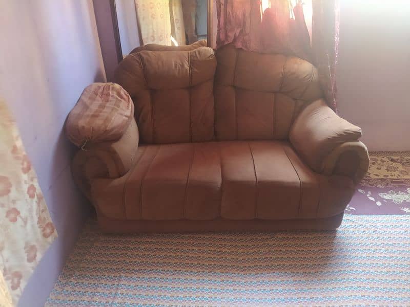 7 Seater Sofa set in Good condition 1