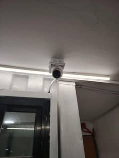 Security cameras maintenance