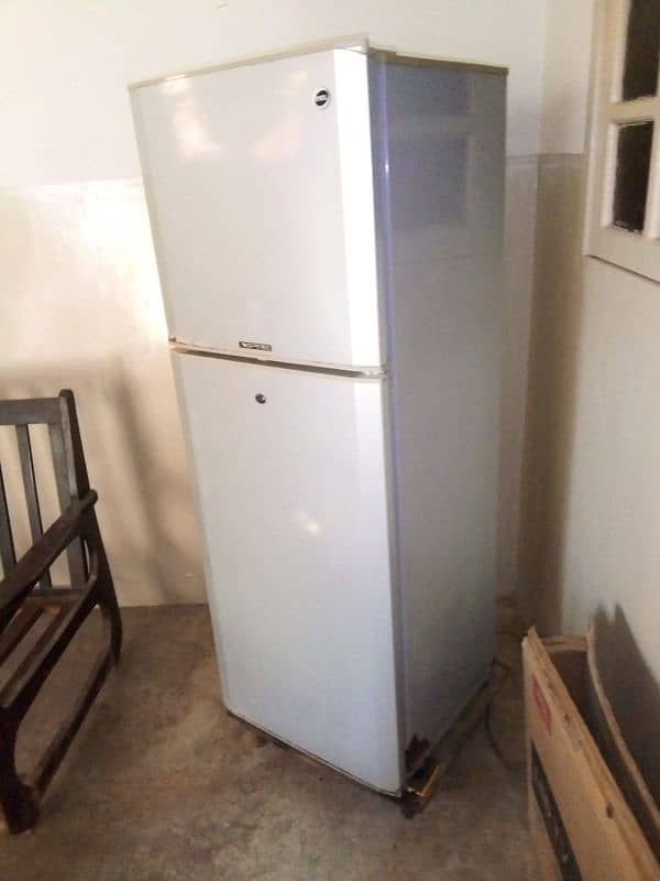 Pel Refrigerator 0