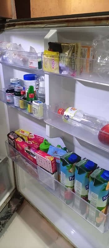 Samsung refrigerator for sale (Fridge not working) 4