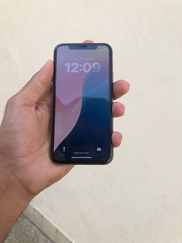 IPhone 11 Pro Factory Waterpack Urgent Sale 2