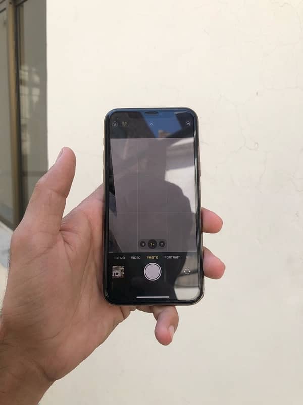 IPhone 11 Pro Factory Waterpack Urgent Sale 5