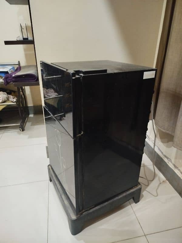 inverex Bedroom Fridge 3