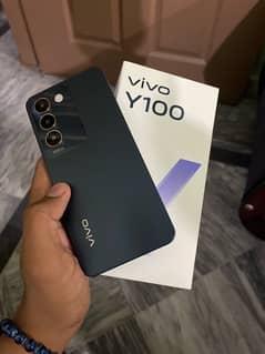 vivo y100