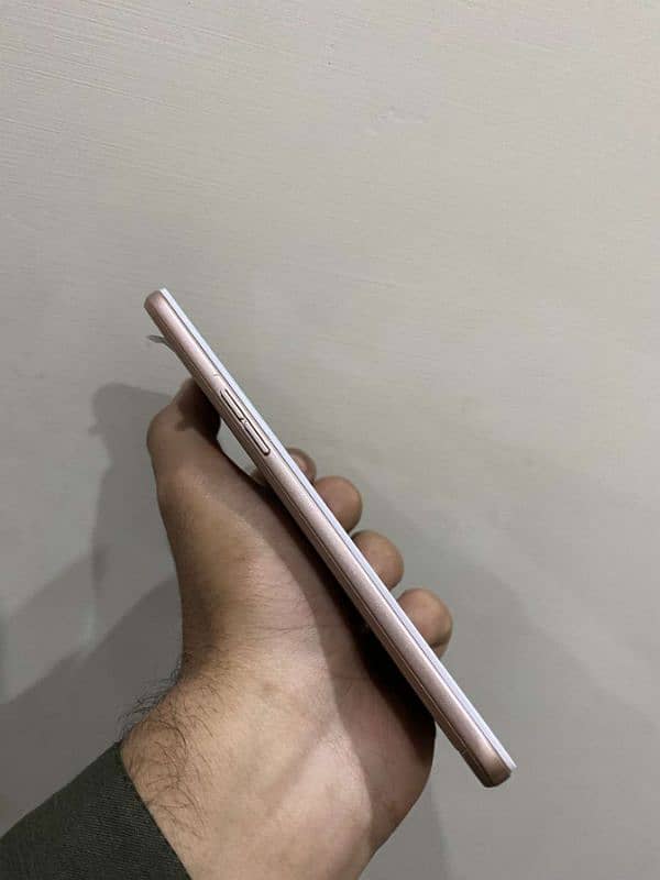 Oppo F1-s 4