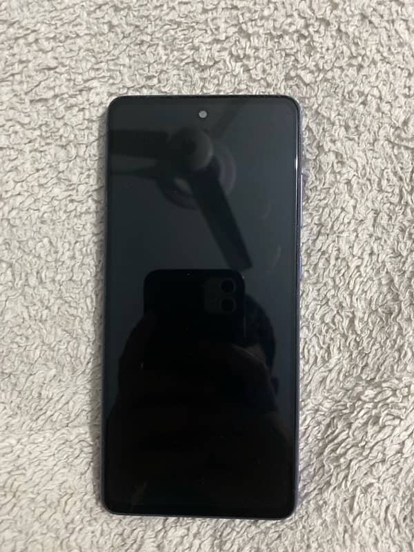 samsung A52 with complete and charger 6