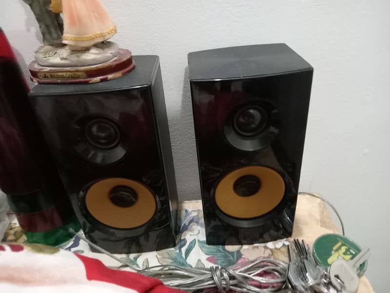 LG home theater 1000w heavy bass 3