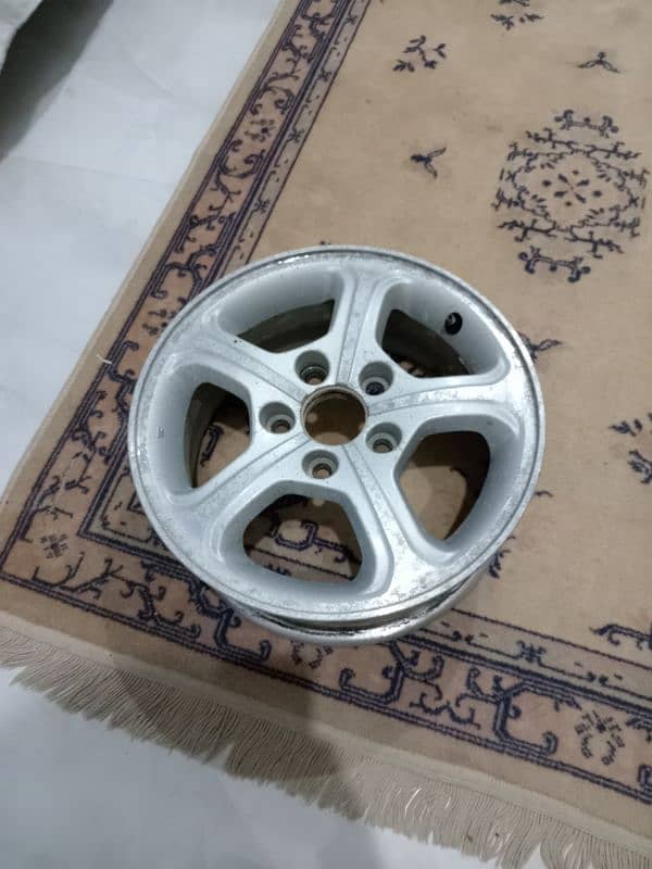 2011 civic reborn Rims only 1