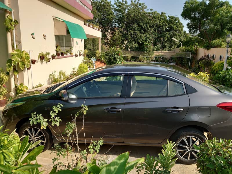 Toyota Yaris 2021 1.3 ATIV CVT - Nov 21 1