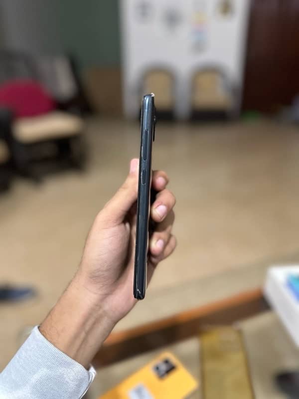 Redmi Note 9 3