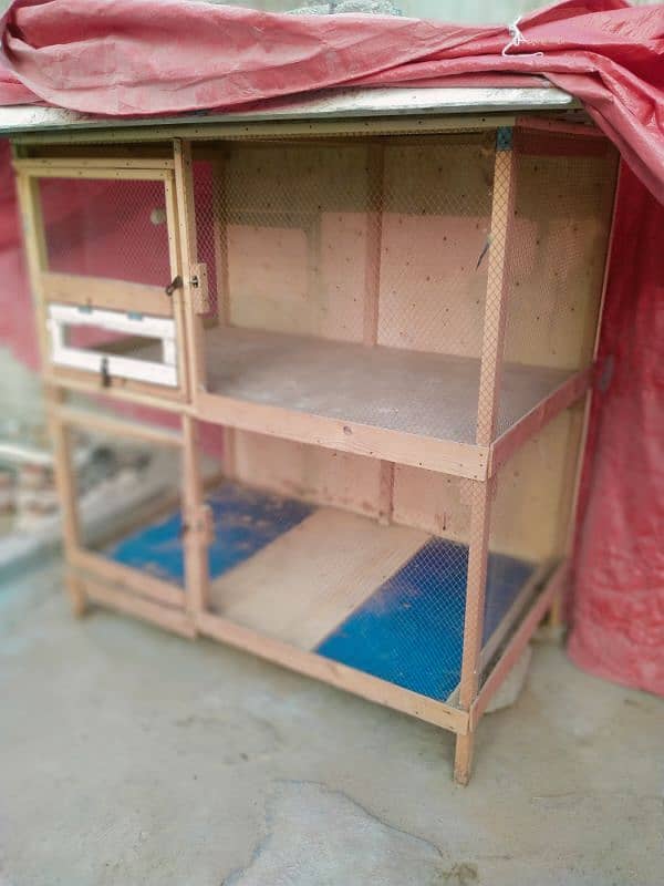 wooden cage in v good condition 6