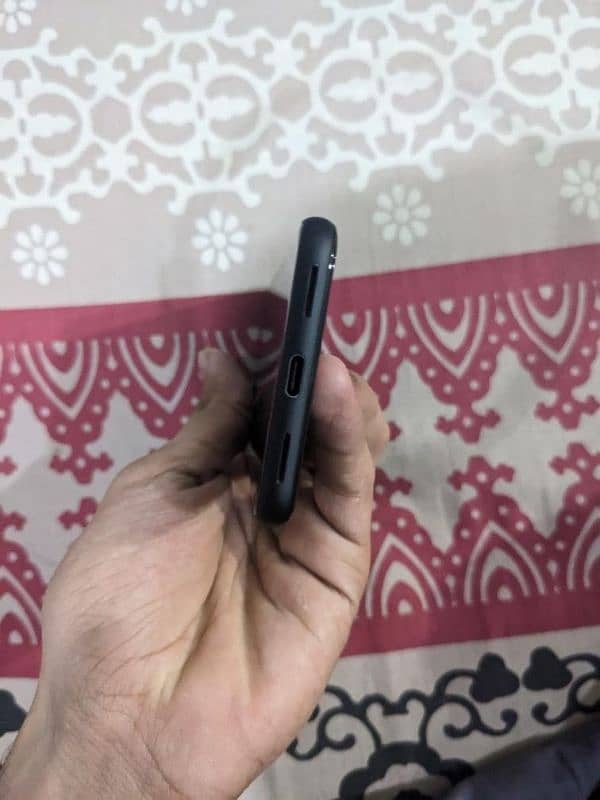 Google pixel 4xl 6/64 10by10 condition 3