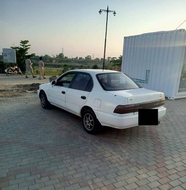 Toyota Corolla XE 1996 3