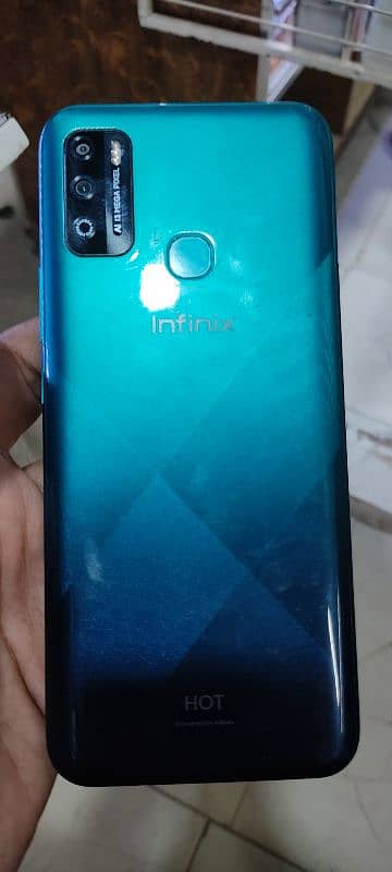 infinix hot 9 play  4/64 1