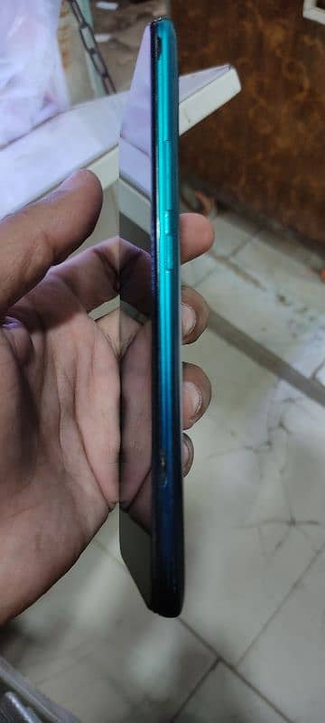 infinix hot 9 play  4/64 4