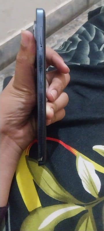 Infinix Hot 40i 2