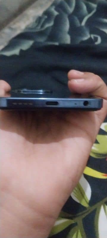 Infinix Hot 40i 3