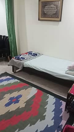 VIP furnish room available in G11/4 for single male only