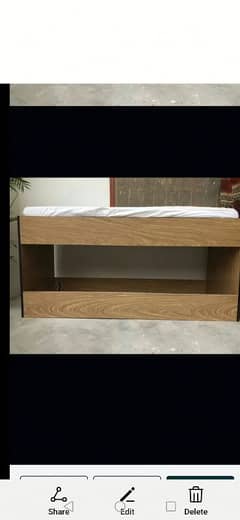 single bed in good condition with matress