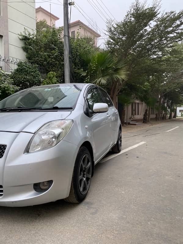 Toyota Vitz 2007 4