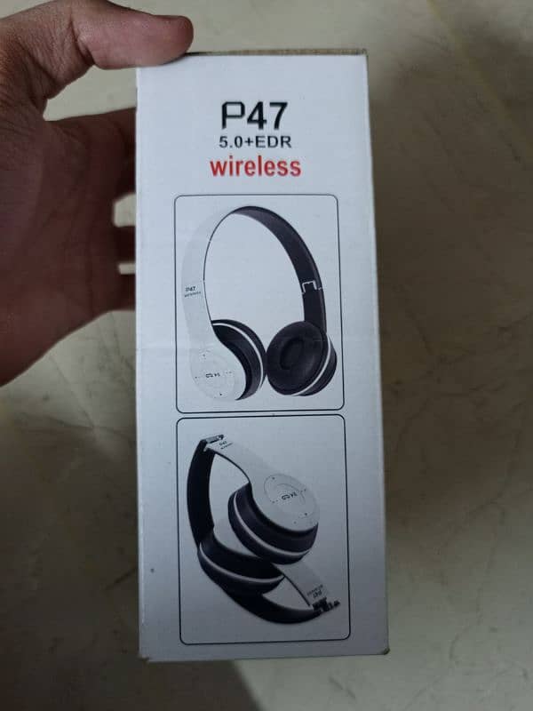 P47 Wireless Headphones 3