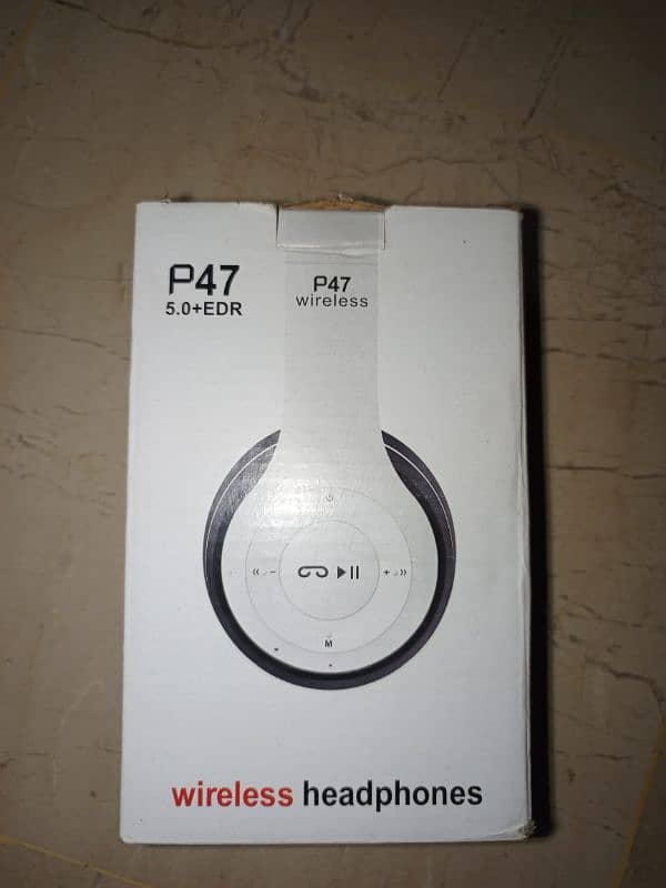 P47 Wireless Headphones 6