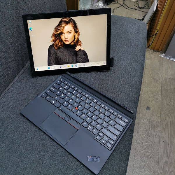 Windows Tablet Lenovo X1 Thinkpad 8th generation 0