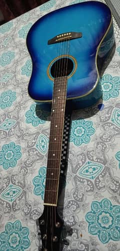 Acoustic guitar kapok