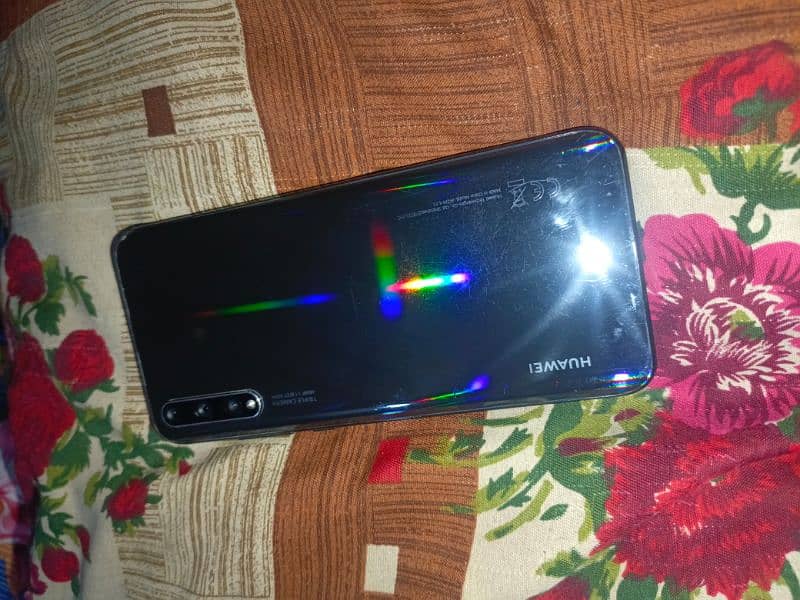 Huawei Y8P 0