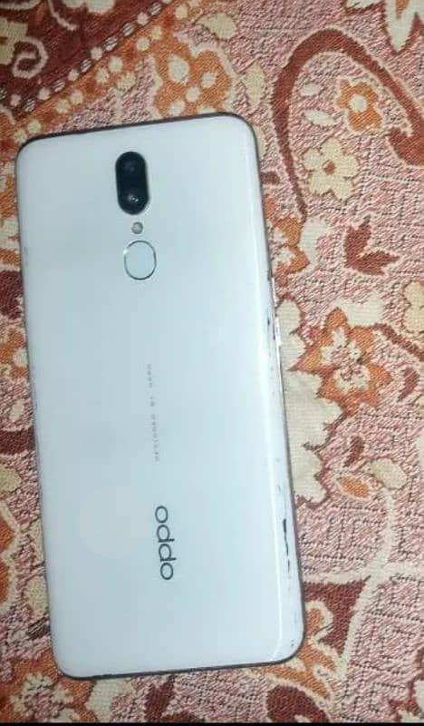 OPPO F11 8/256 1