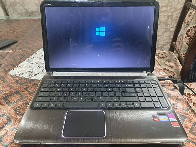 HP Pavilion DV6 gaming Coire i7 2nd gen 320HDD 4GB ram 0