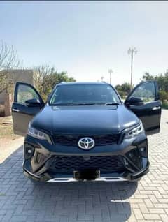 Toyota Fortuner Legender 2023