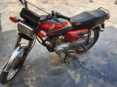 Honda 125 2011 red