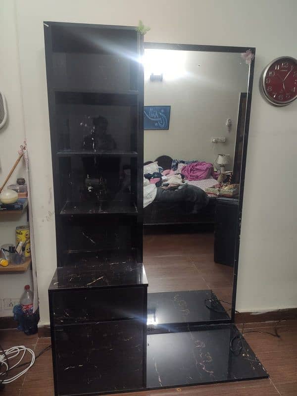 Dressing Table is for Sale 1