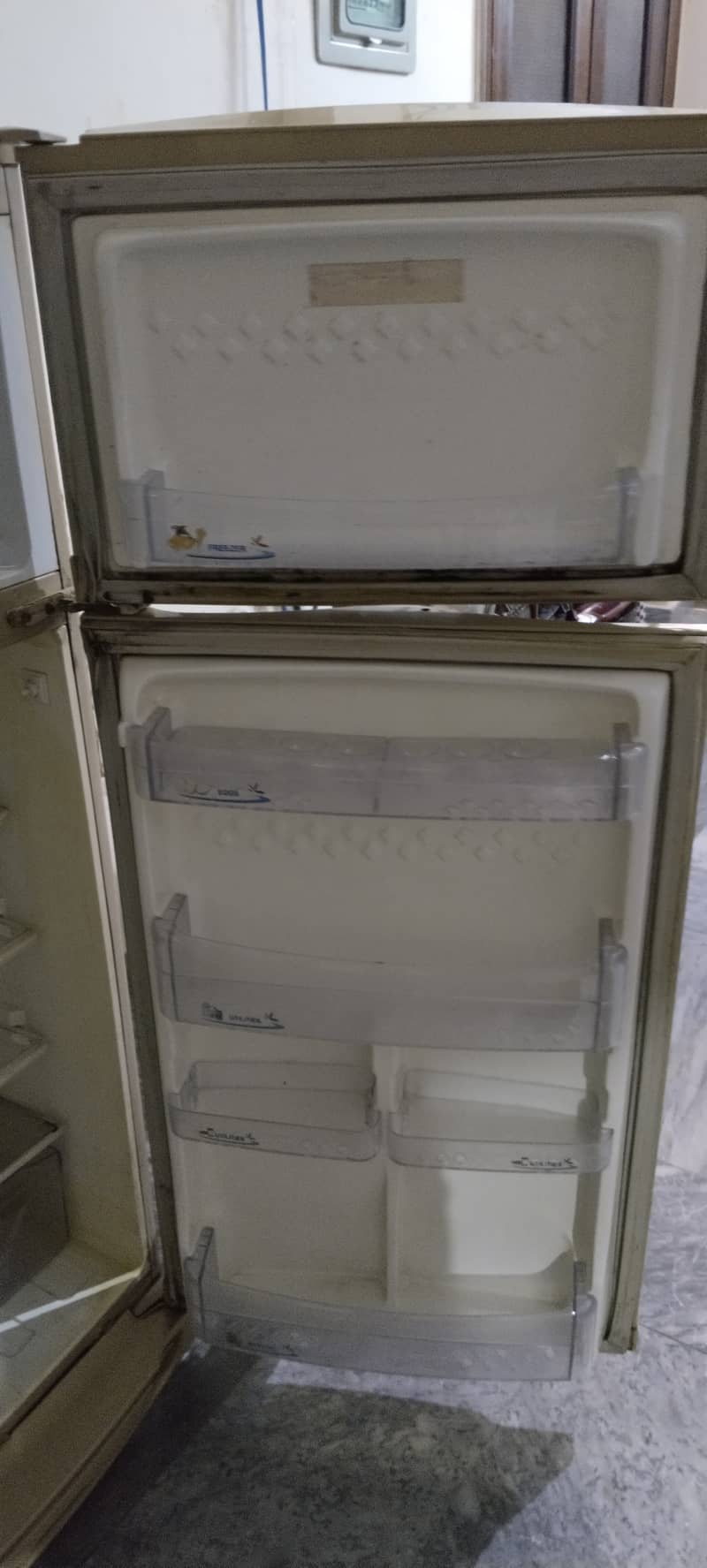 Pel Double Door 10cf Fridge 4