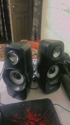 2 Multi net Bluetooth+ wire speakers new condition