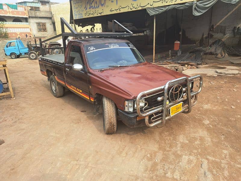 Toyota Pickup 1984 0