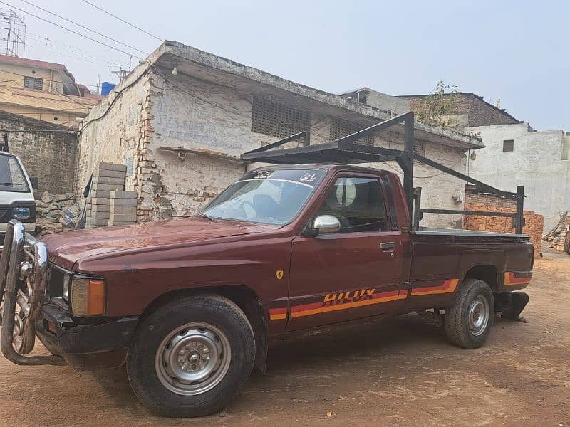 Toyota Pickup 1984 8