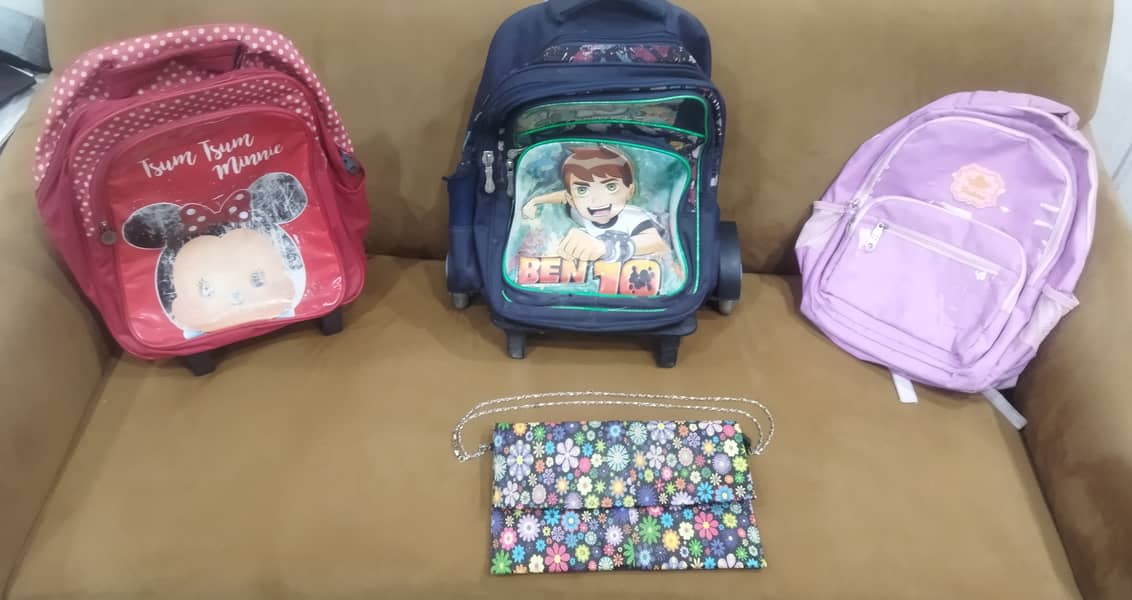 Used school bags (Quality 6) 0