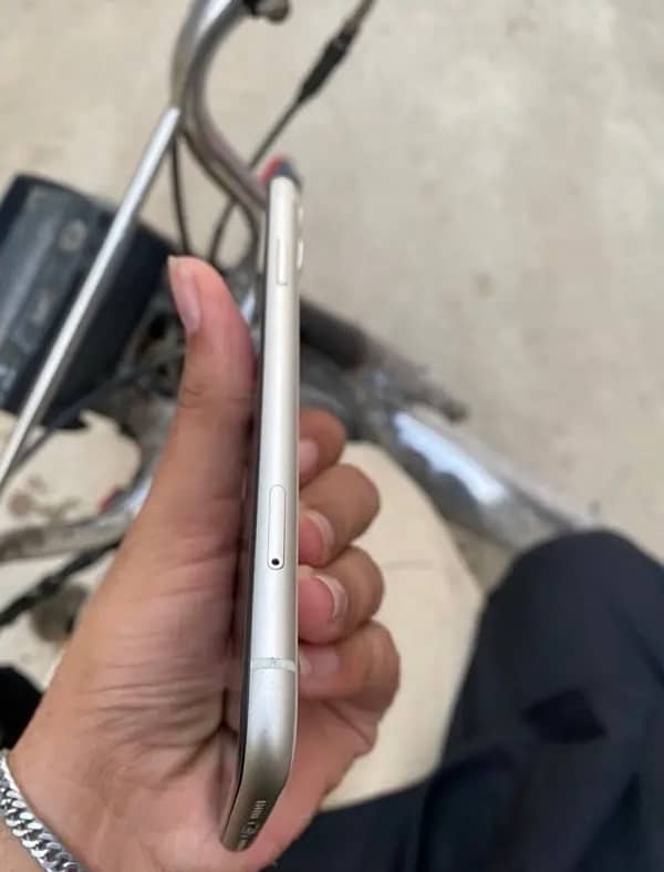 iPhone 11 128GB PTA APPORVED 2